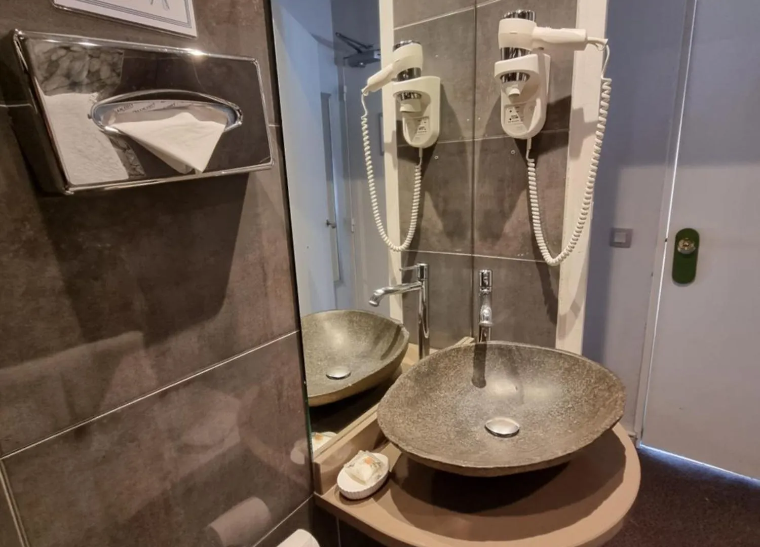 Hotel France Eiffel 3*