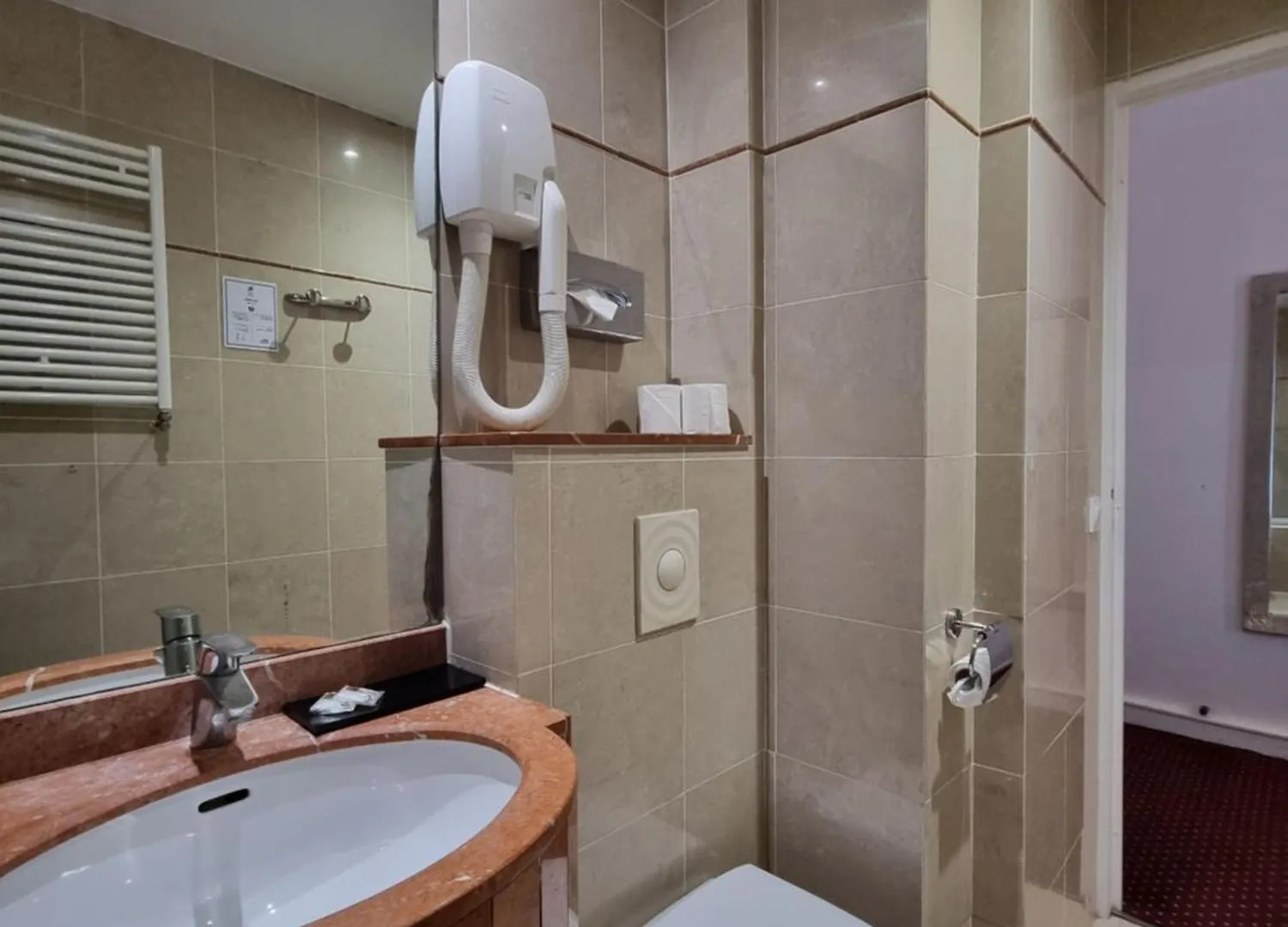 France Eiffel Hotel 3*