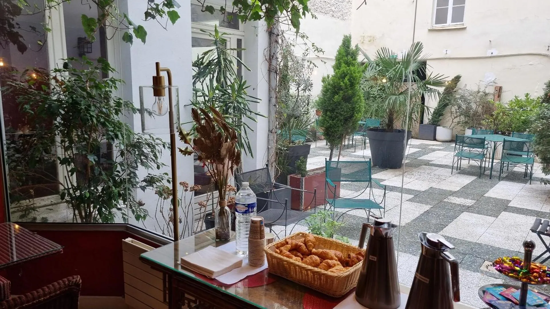 France Eiffel Hotel 3*