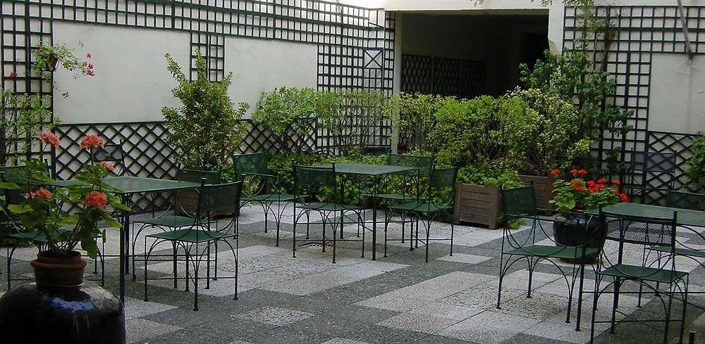 France Eiffel Hotel